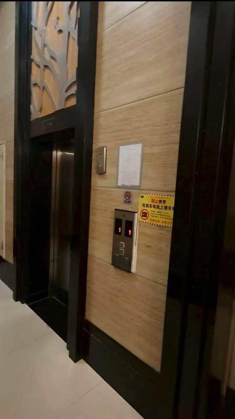 电梯“屡修屡坏”！业主出行提心吊胆维保公司曾受行政处罚 记者帮·身边事